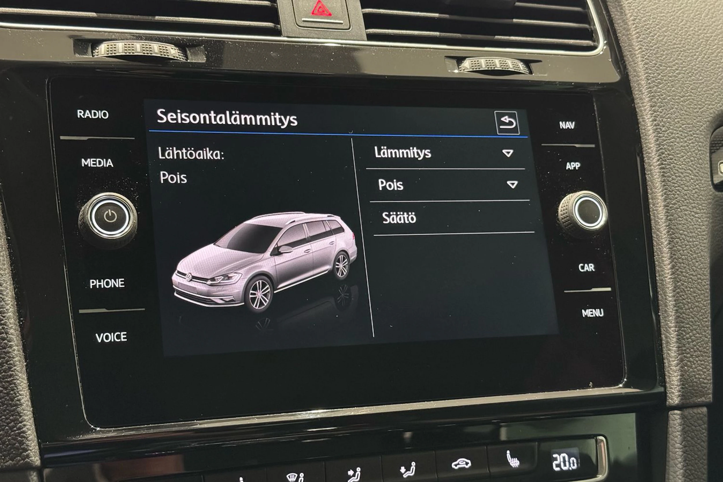 harmaa Volkswagen Golf 2018 kuva 24.