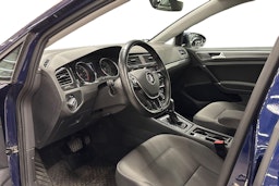 sininen Volkswagen Golf 2018 kuva 3.