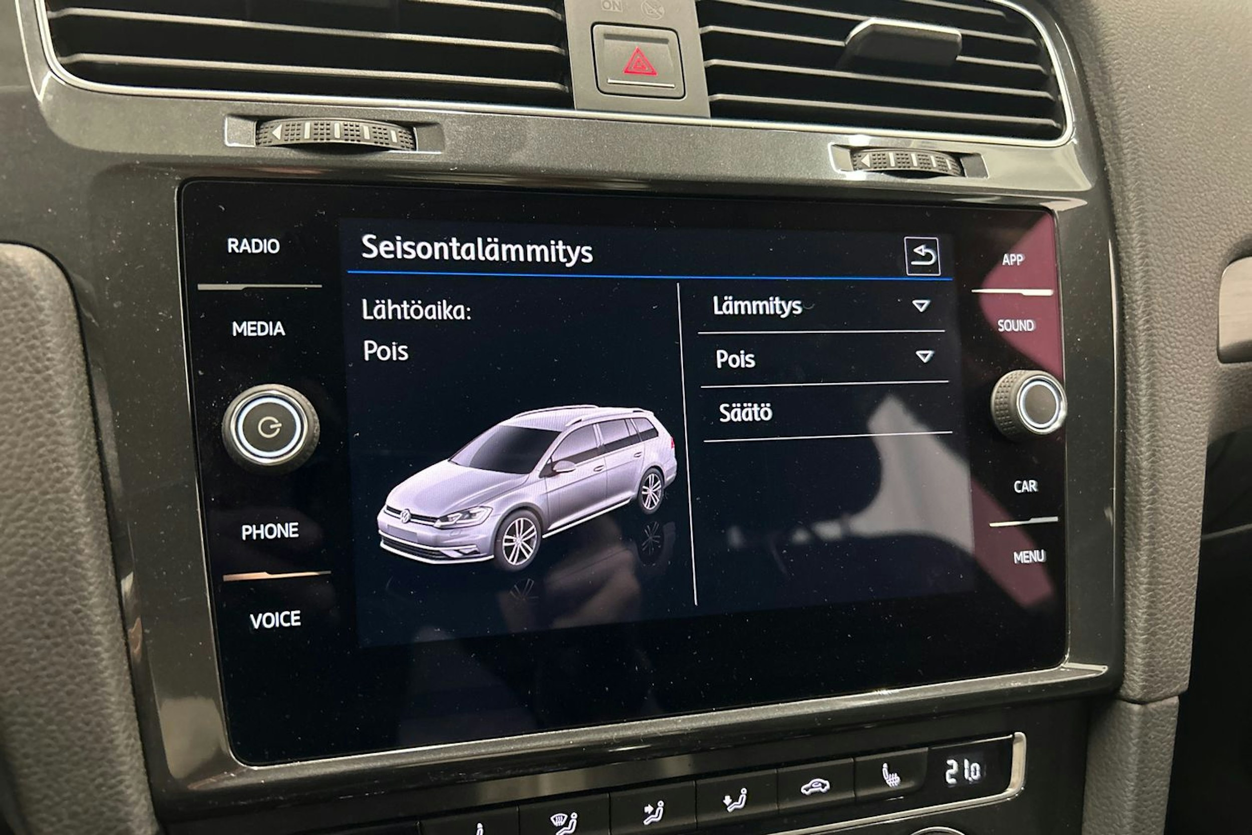 sininen Volkswagen Golf 2018 kuva 24.