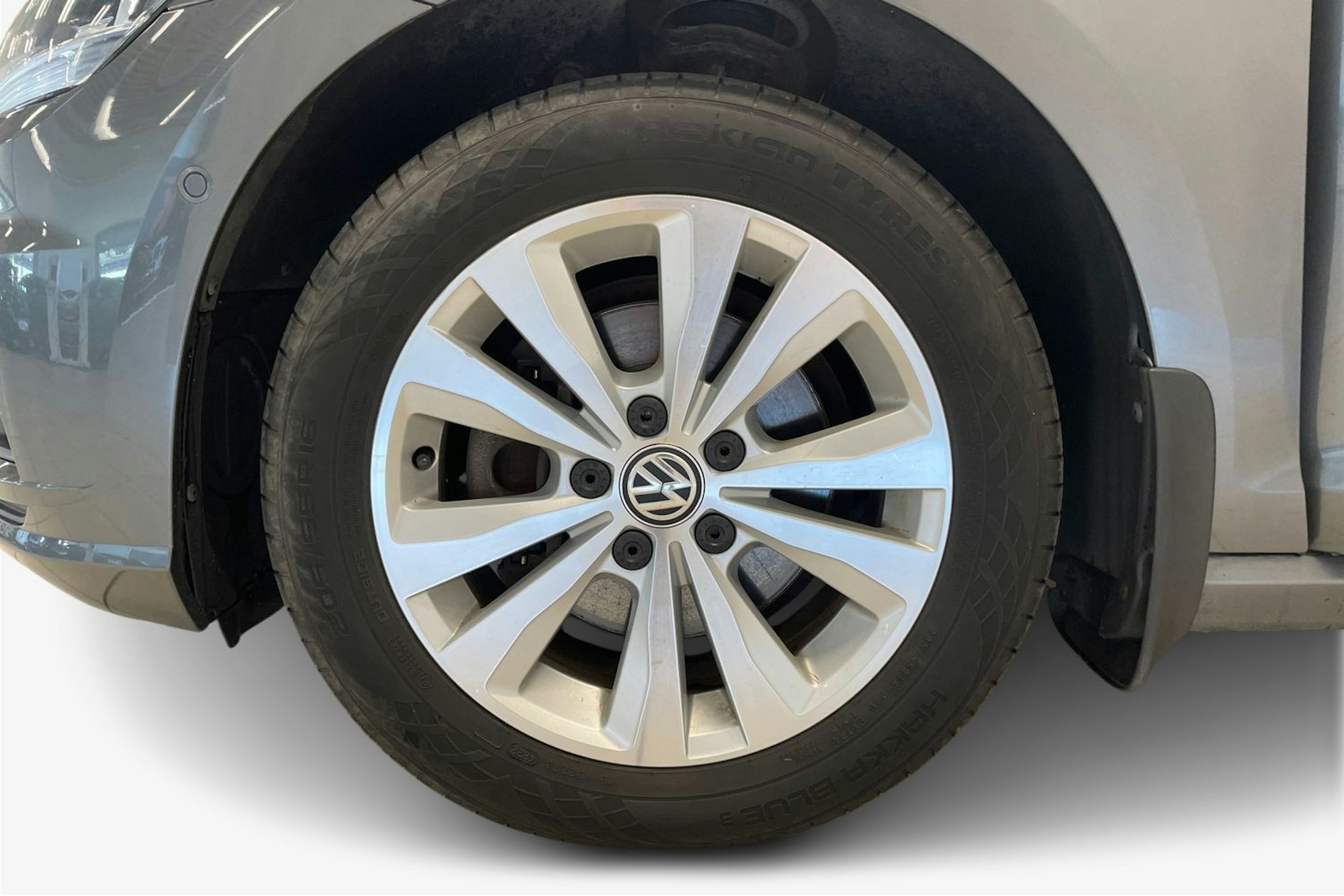 harmaa Volkswagen Golf 2018 kuva 12.