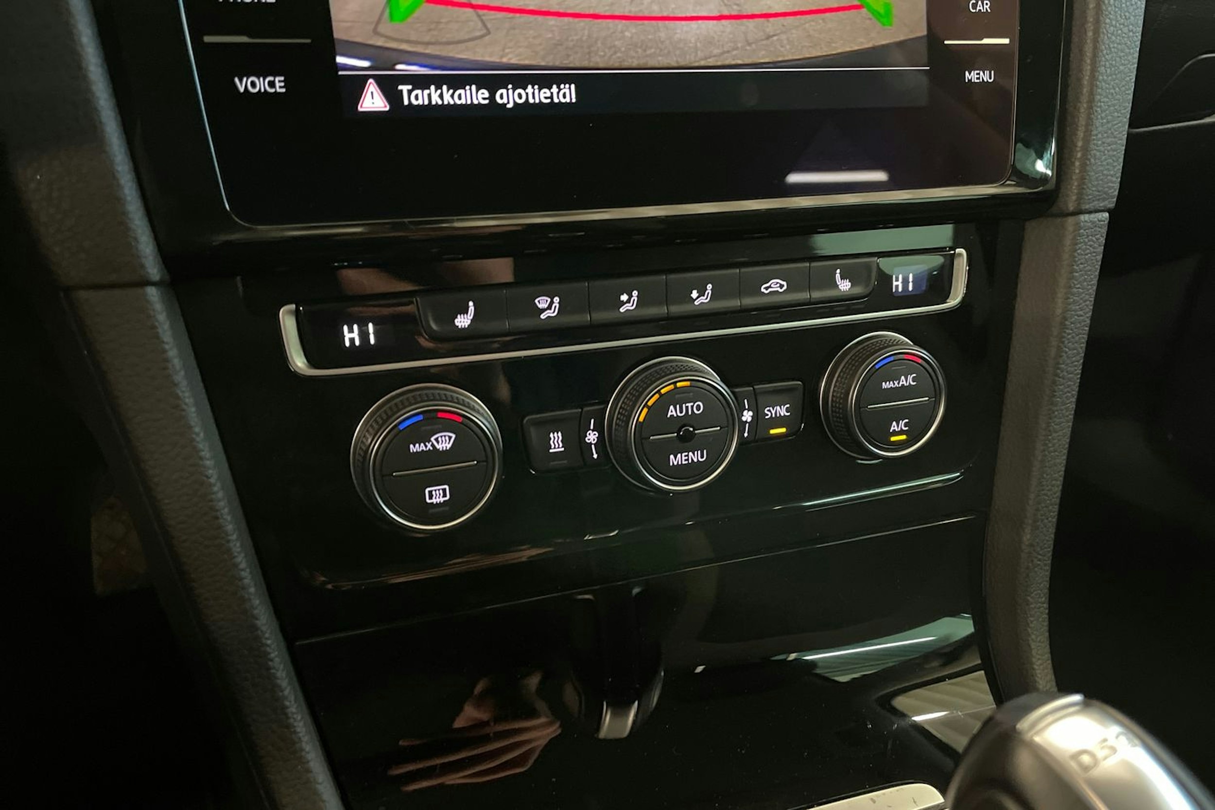 harmaa Volkswagen Golf 2018 kuva 17.