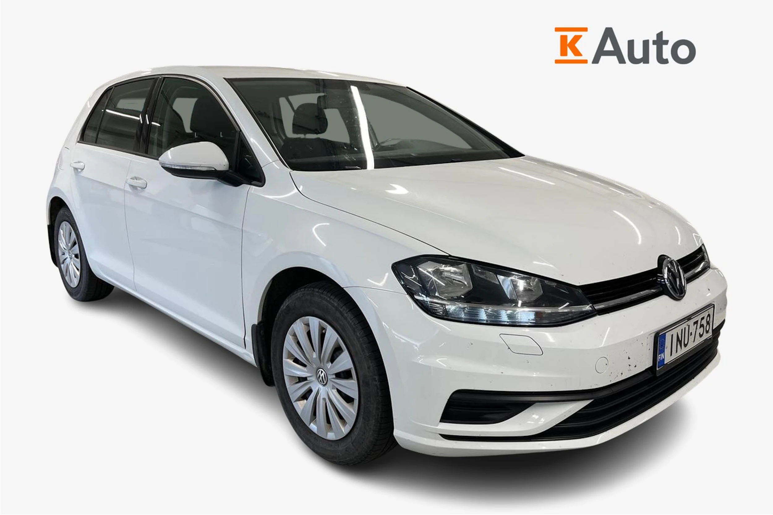 valkoinen Volkswagen Golf 2018 kuva 1.