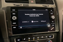 valkoinen Volkswagen Golf 2018 kuva 16.