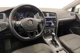 valkoinen Volkswagen Golf 2018 kuva 8.