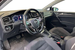 musta Volkswagen Golf 2018 kuva 3.