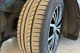 musta Volkswagen Golf 2018 kuva 10.