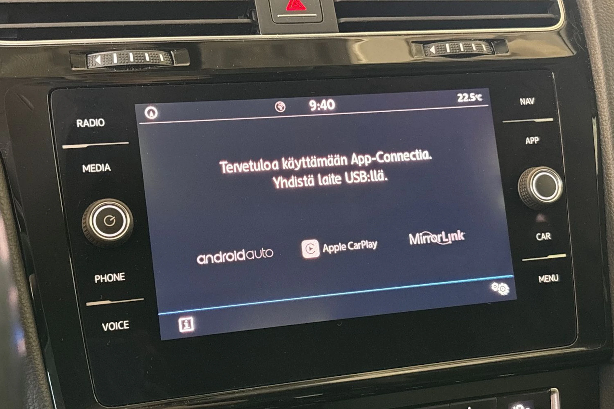 musta Volkswagen Golf 2018 kuva 19.