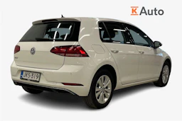 Valkoinen Volkswagen GOLF 2018 kuva 2.