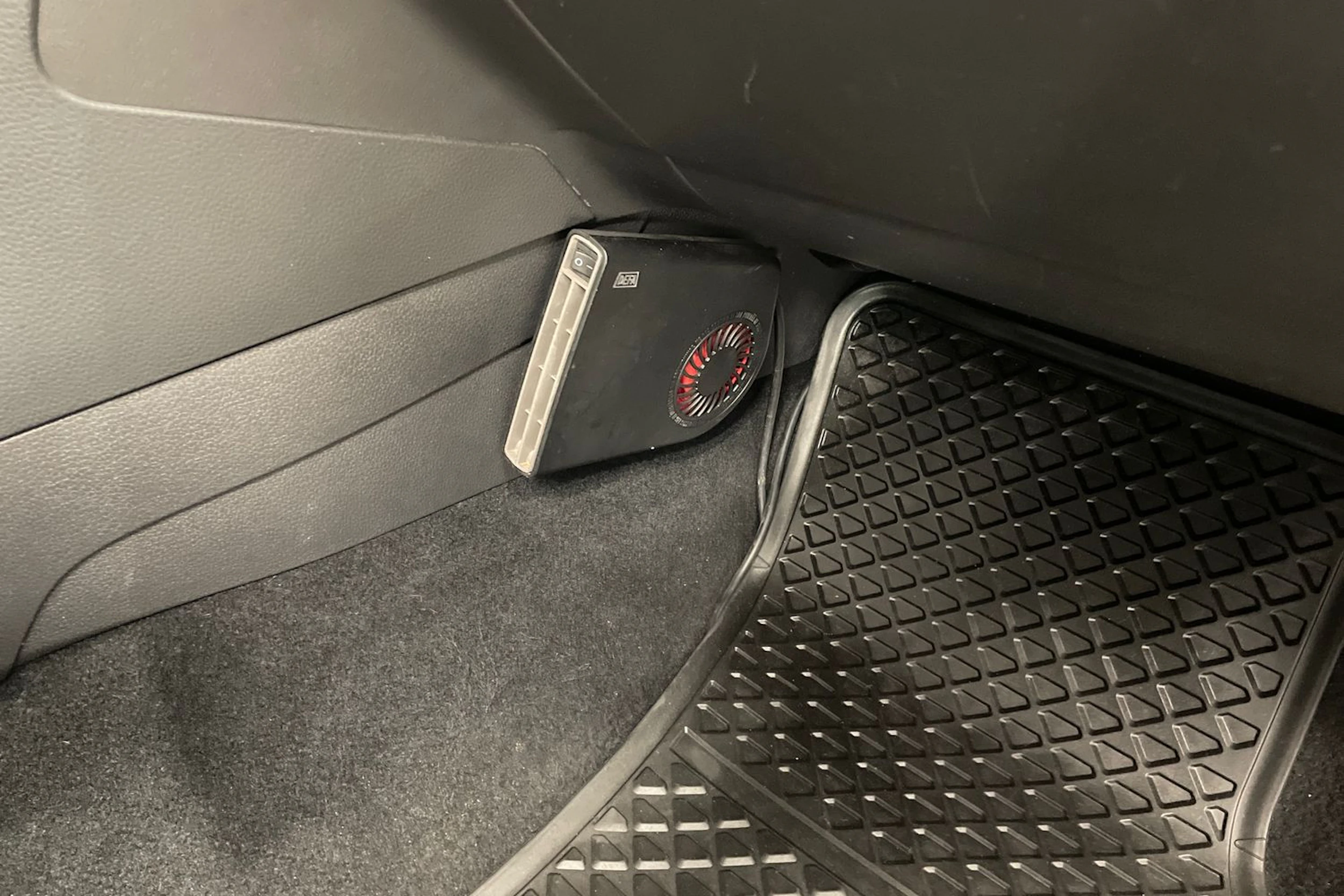 Valkoinen Volkswagen GOLF 2018 kuva 22.