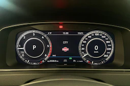 punainen Volkswagen Golf 2018 kuva 20.