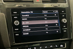 punainen Volkswagen Golf 2018 kuva 21.