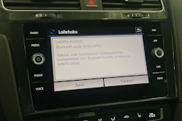 punainen Volkswagen Golf 2018 kuva 22.