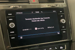 punainen Volkswagen Golf 2018 kuva 24.
