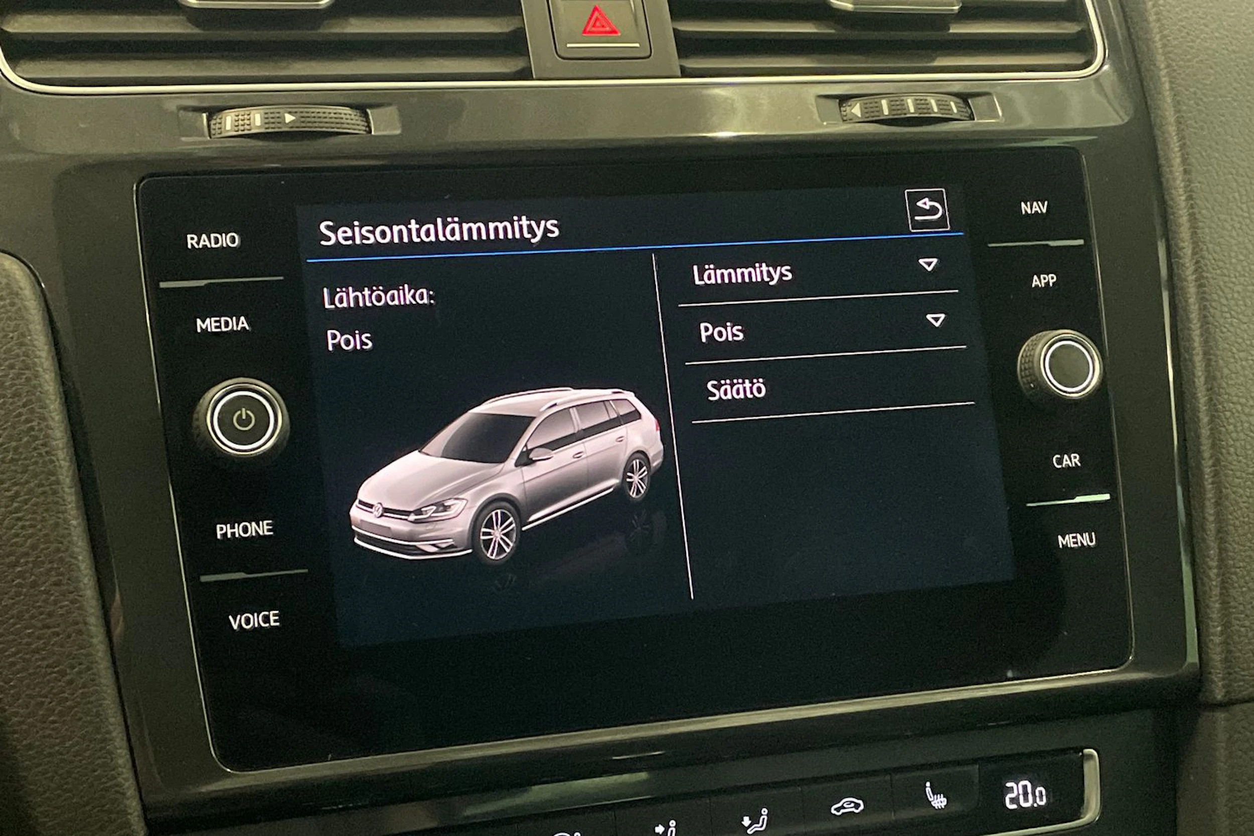punainen Volkswagen Golf 2018 kuva 27.