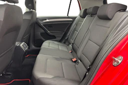 punainen Volkswagen Golf 2018 kuva 8.