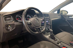 valkoinen Volkswagen Golf 2018 kuva 8.