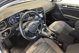 harmaa Volkswagen Golf 2018 kuva 6.