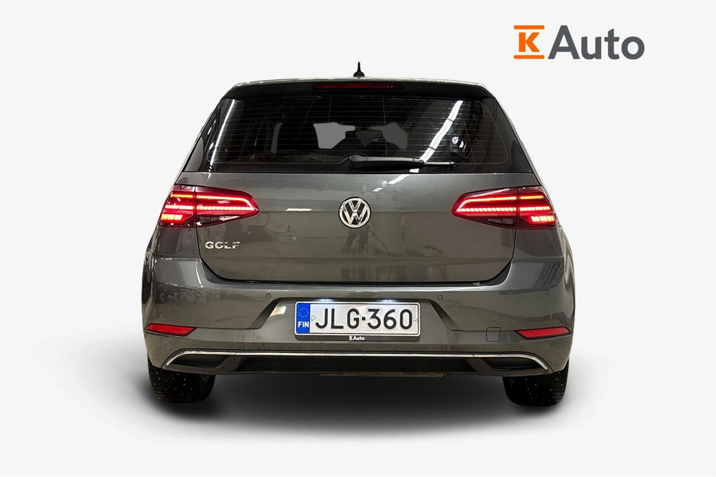 harmaa Volkswagen Golf 2019 kuva 3.
