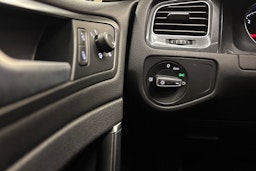 harmaa Volkswagen Golf 2019 kuva 16.