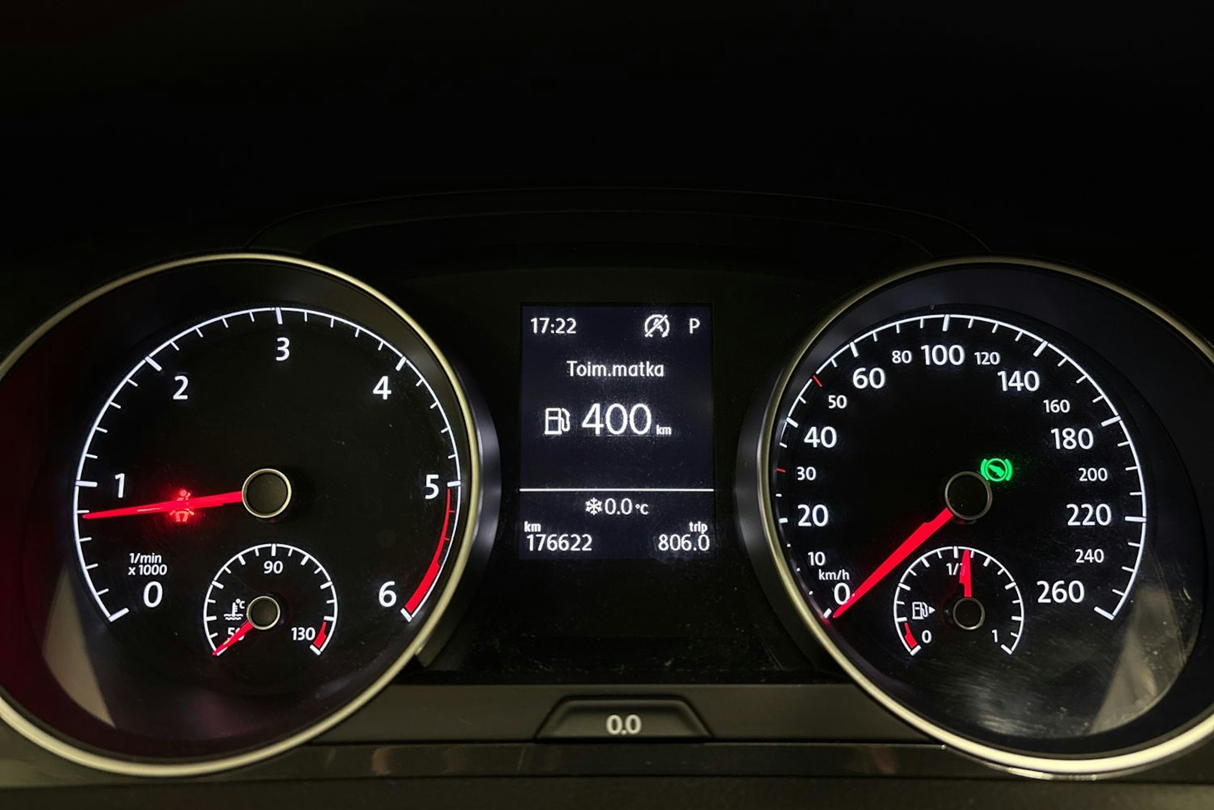 harmaa Volkswagen Golf 2019 kuva 18.