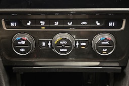 harmaa Volkswagen Golf 2019 kuva 22.