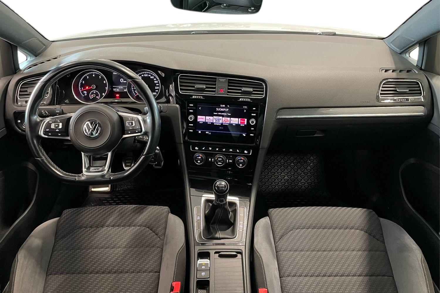 Volkswagen Golf 2018, photo 7/30