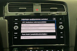 valkoinen Volkswagen Golf 2018 kuva 19.