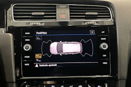 valkoinen Volkswagen Golf 2018 kuva 22.