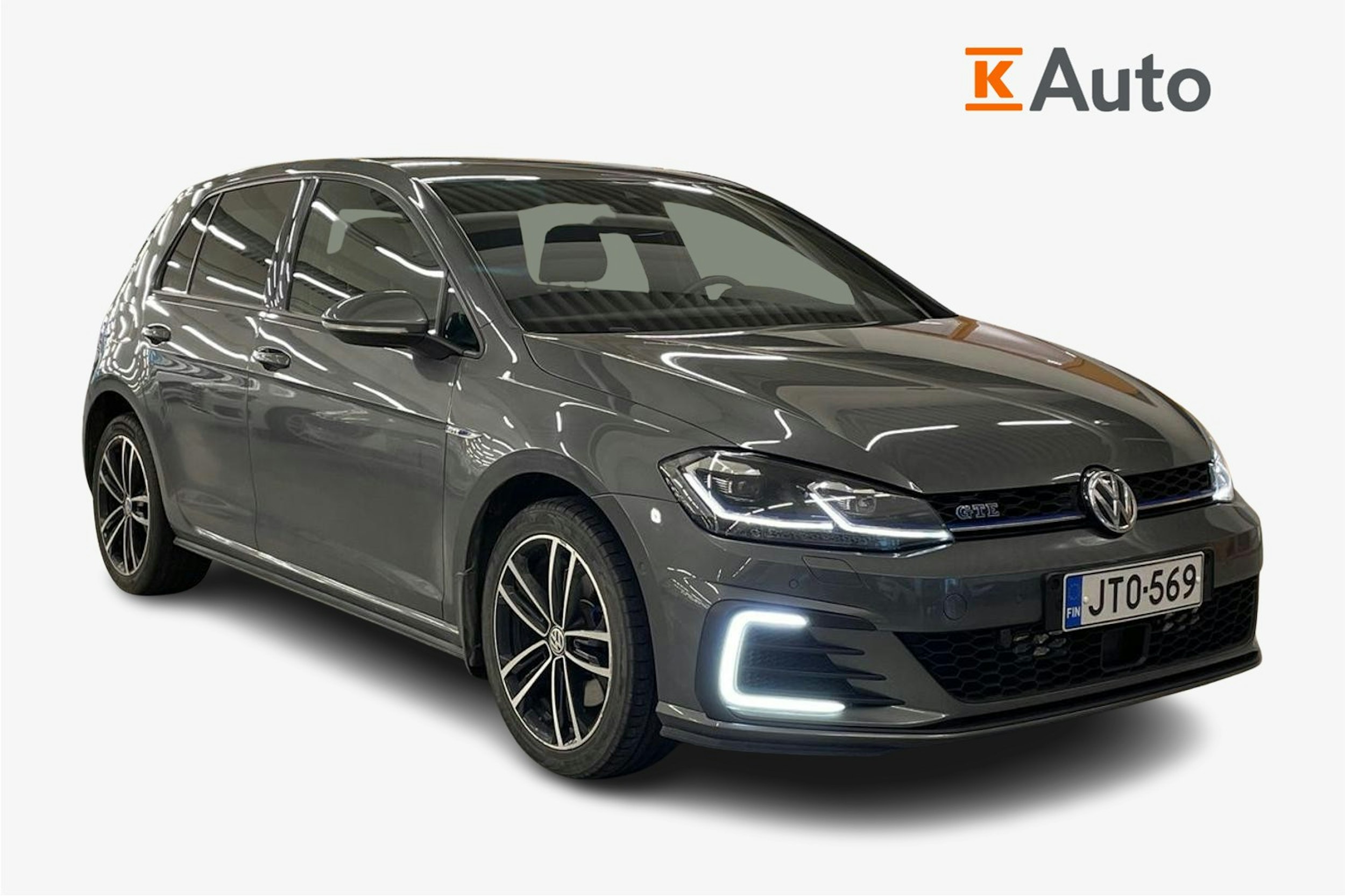 harmaa Volkswagen Golf 2018 kuva 1.