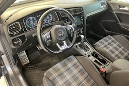 harmaa Volkswagen Golf 2018 kuva 7.