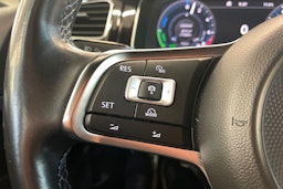 harmaa Volkswagen Golf 2018 kuva 16.