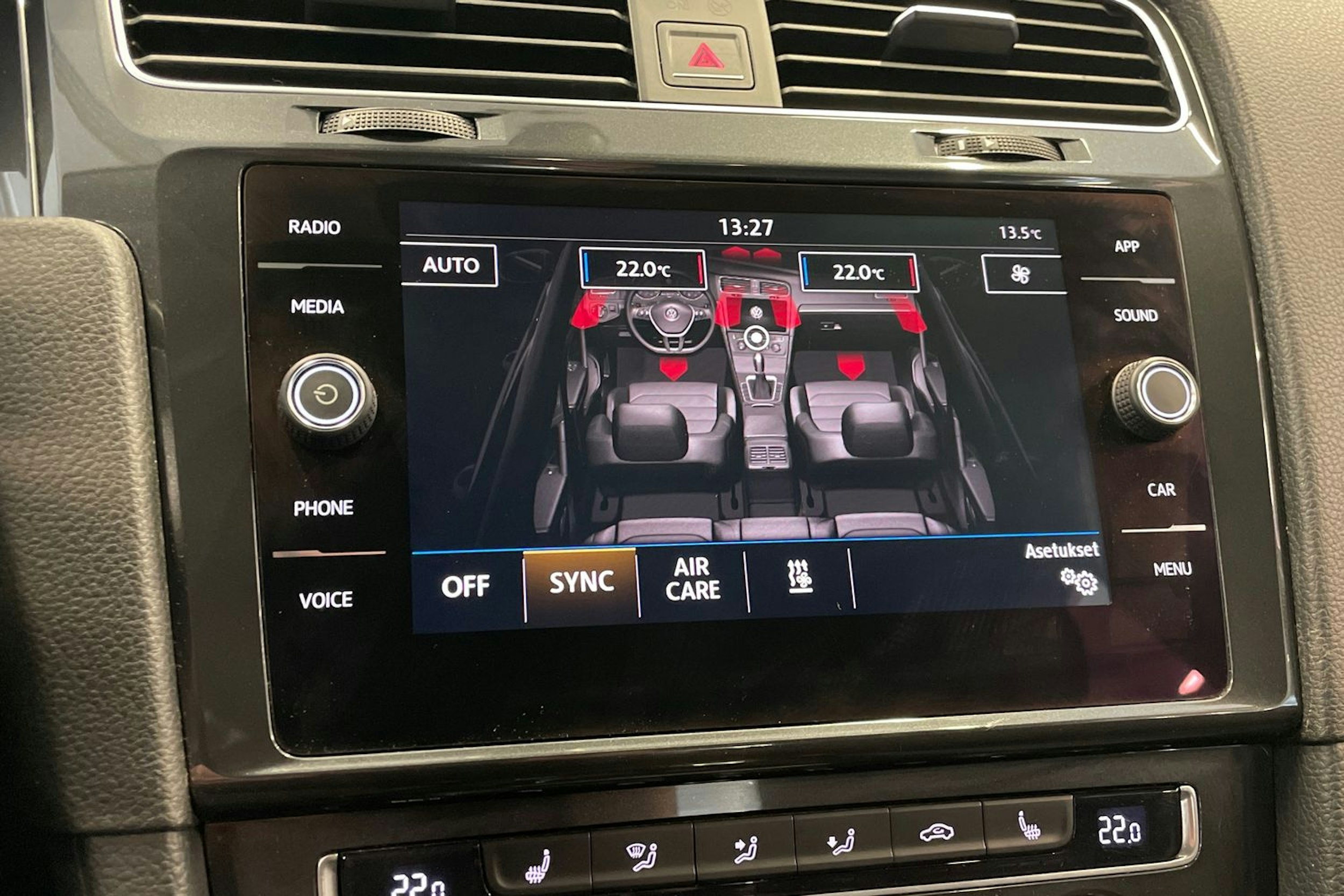 Sininen Volkswagen GOLF 2018 kuva 19.