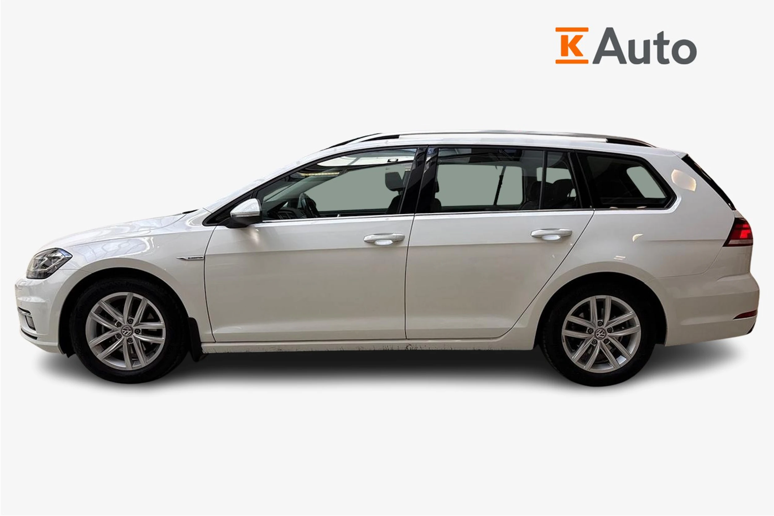 valkoinen Volkswagen Golf 2018 kuva 5.