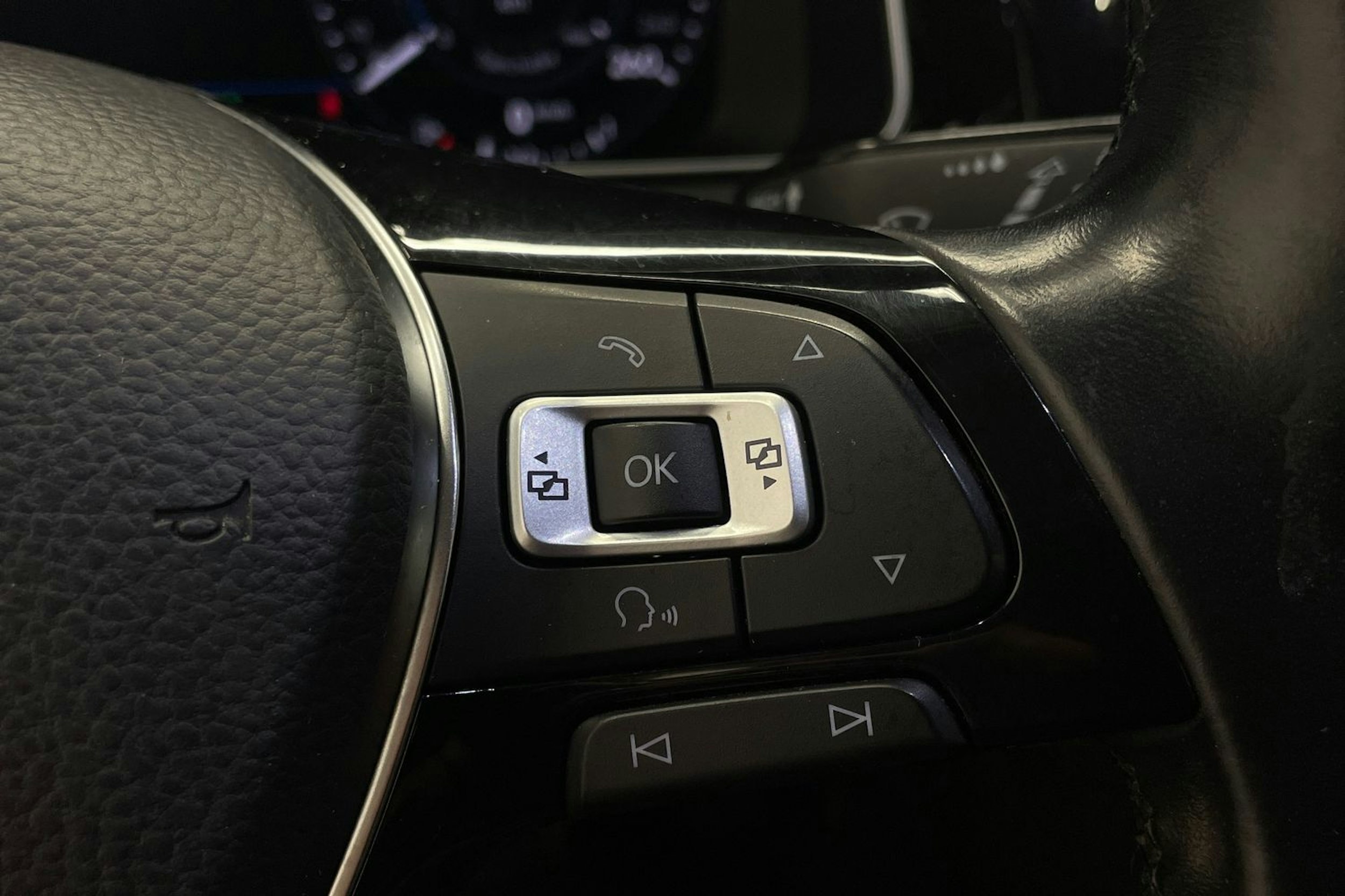 Harmaa Volkswagen GOLF 2018 kuva 19.