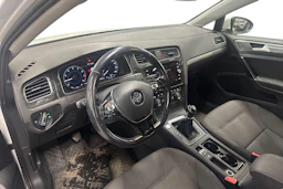valkoinen Volkswagen Golf 2018 kuva 3.
