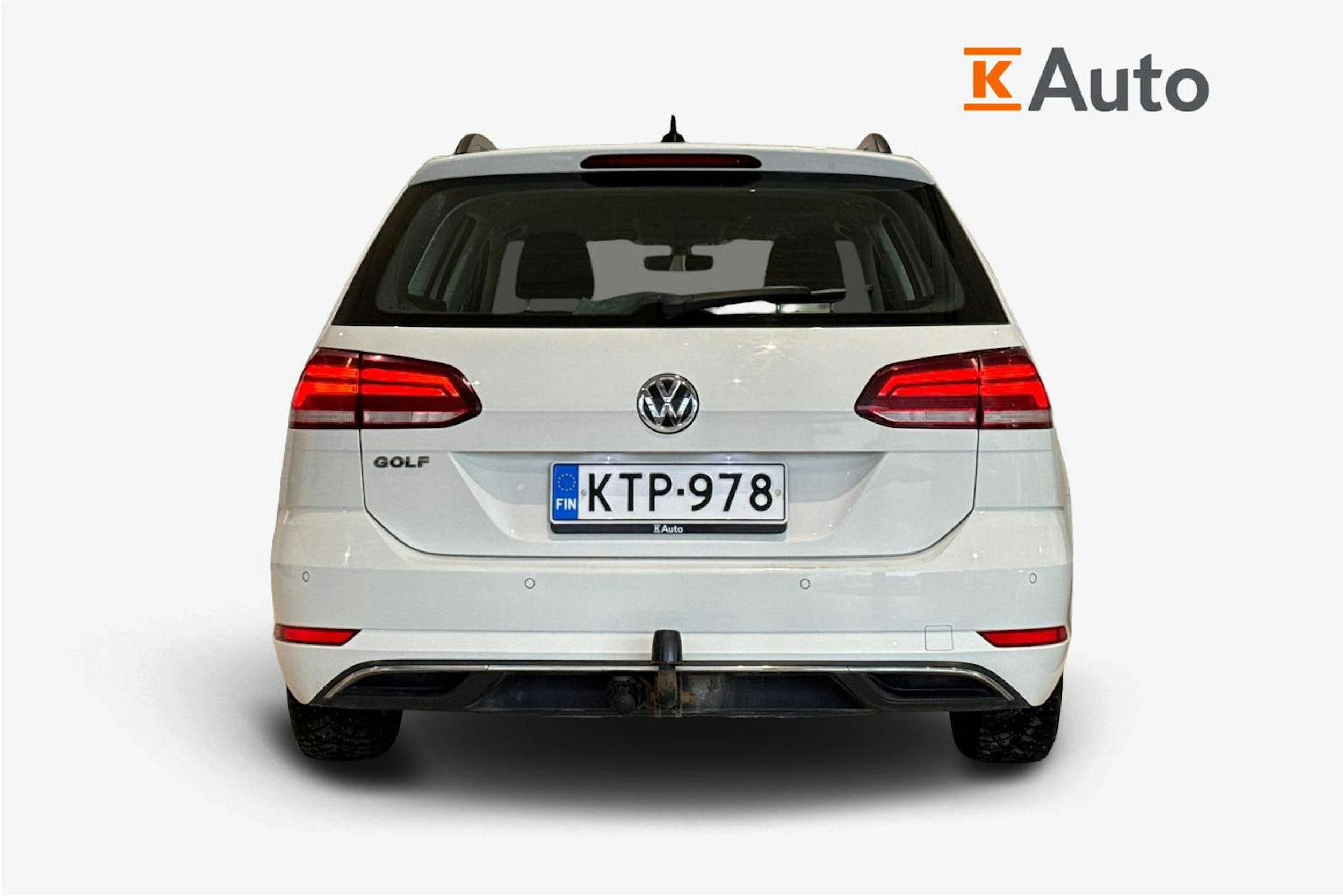 valkoinen Volkswagen Golf 2019 kuva 3.