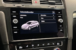 valkoinen Volkswagen Golf 2019 kuva 17.