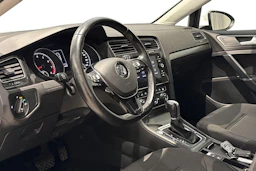 valkoinen Volkswagen Golf 2018 kuva 8.