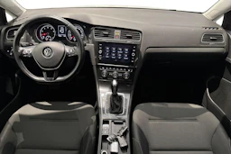 valkoinen Volkswagen Golf 2018 kuva 9.