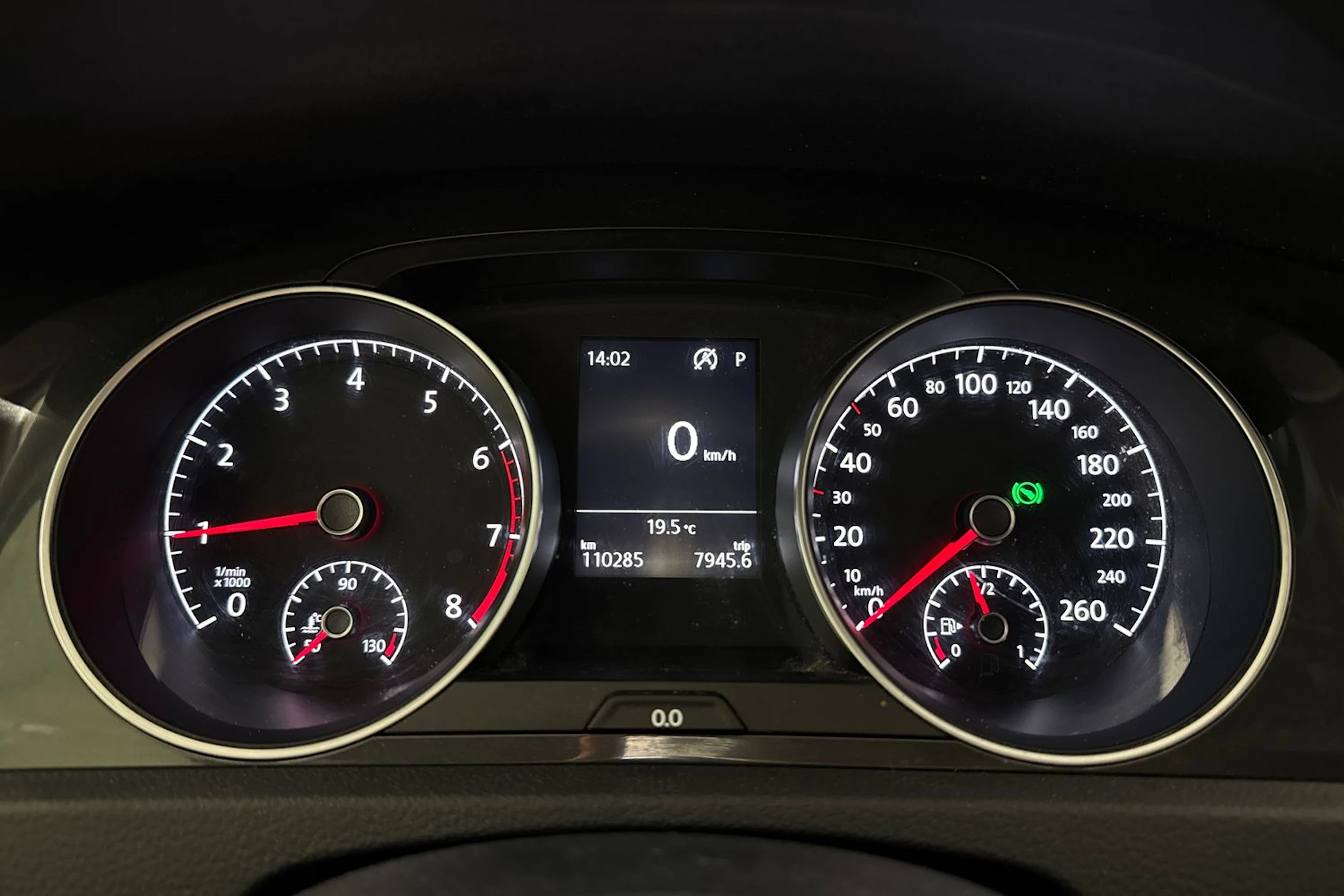 valkoinen Volkswagen Golf 2018 kuva 19.