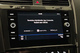 valkoinen Volkswagen Golf 2018 kuva 21.