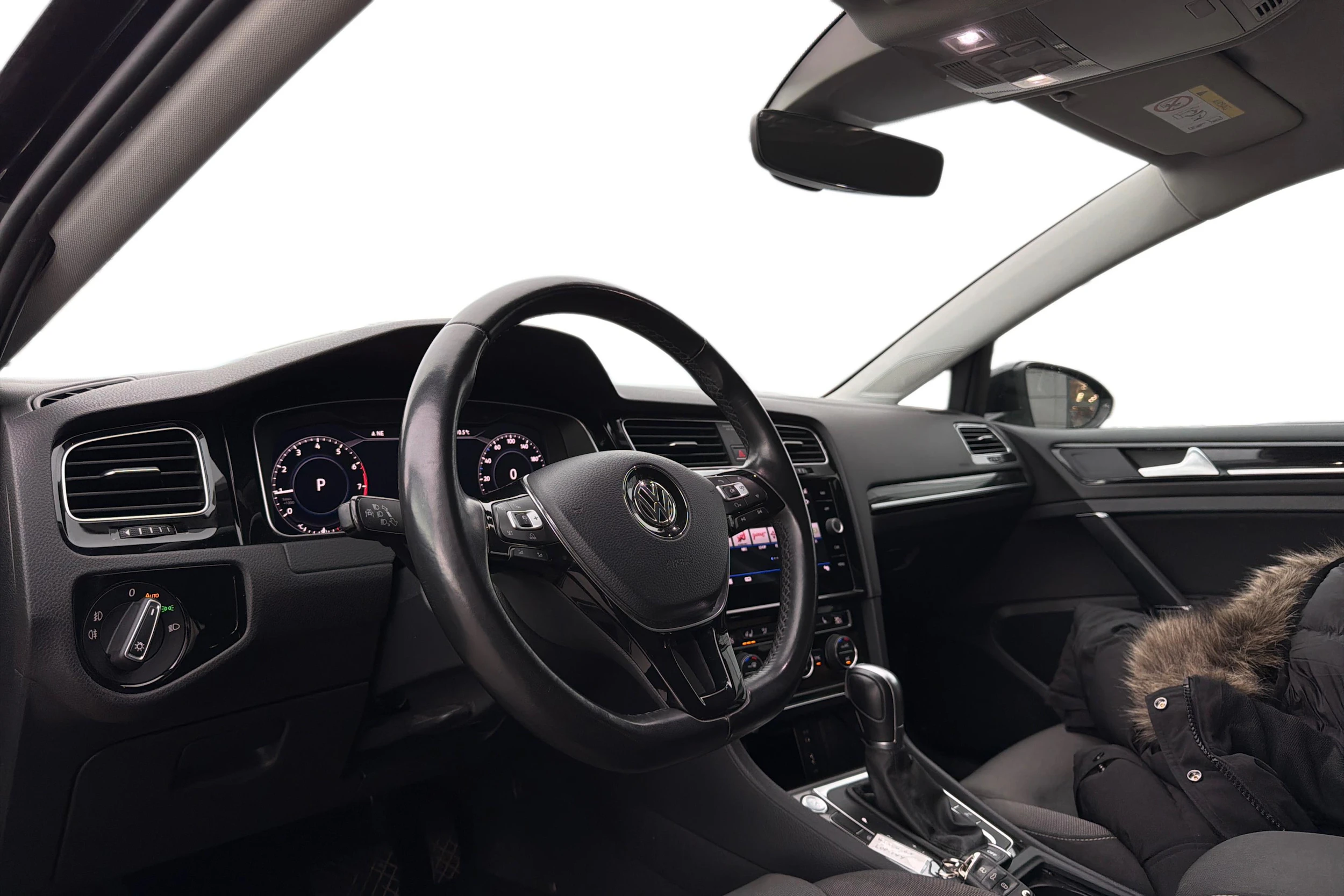 Musta Volkswagen GOLF 2018 kuva 3.