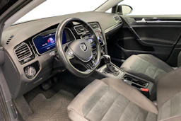 Musta Volkswagen GOLF 2018 kuva 6.
