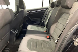 Musta Volkswagen GOLF 2018 kuva 8.