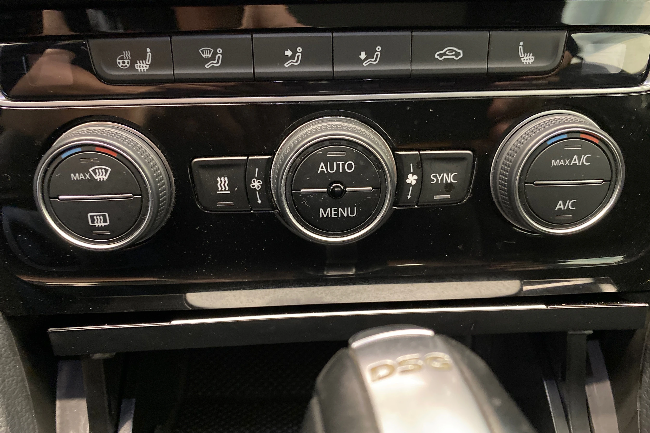 Musta Volkswagen GOLF 2018 kuva 17.
