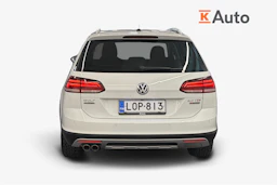 valkoinen Volkswagen Golf 2018 kuva 4.