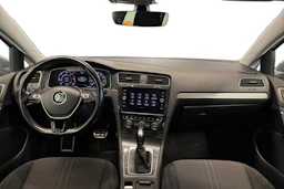 valkoinen Volkswagen Golf 2018 kuva 9.