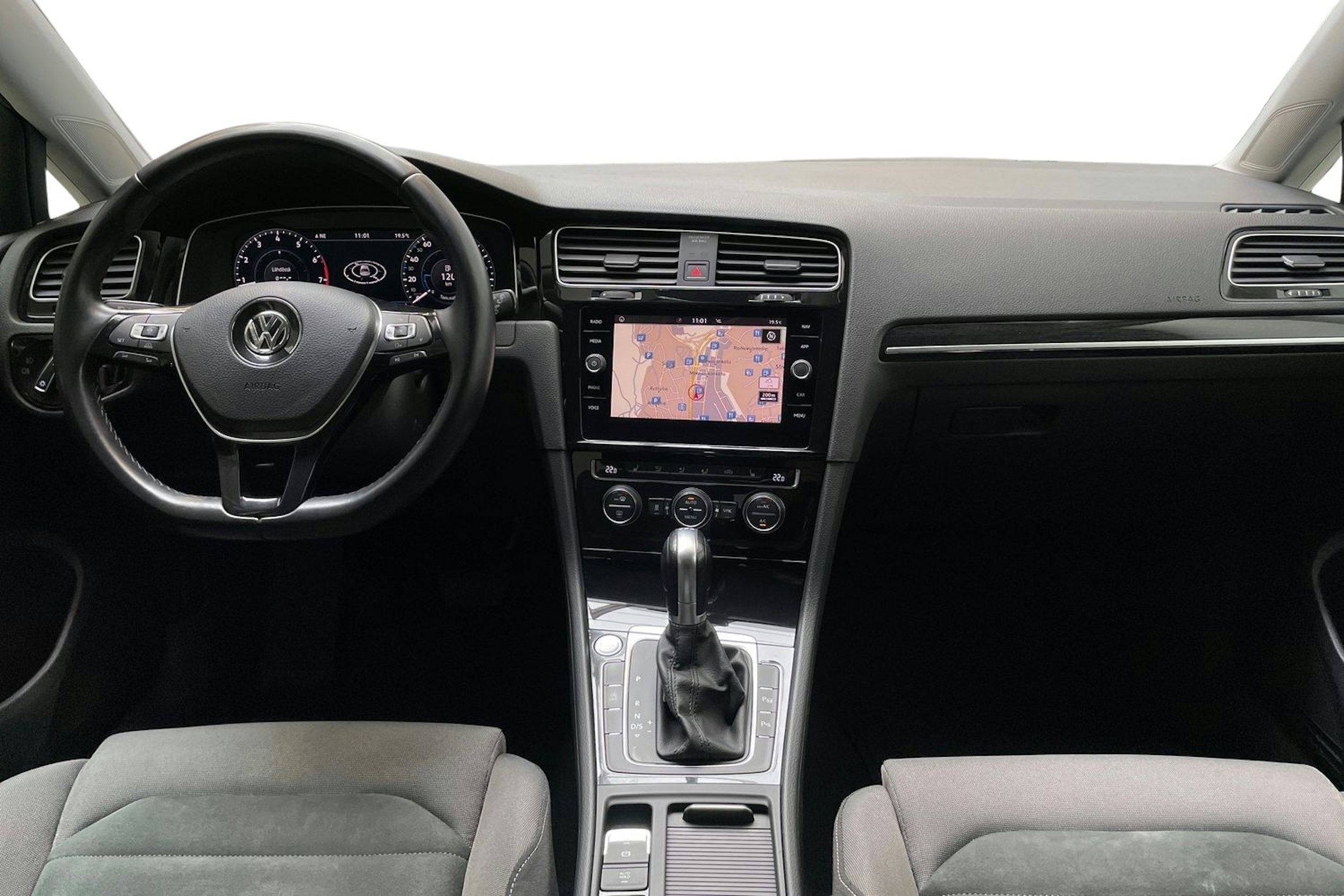 musta Volkswagen Golf 2018 kuva 9.