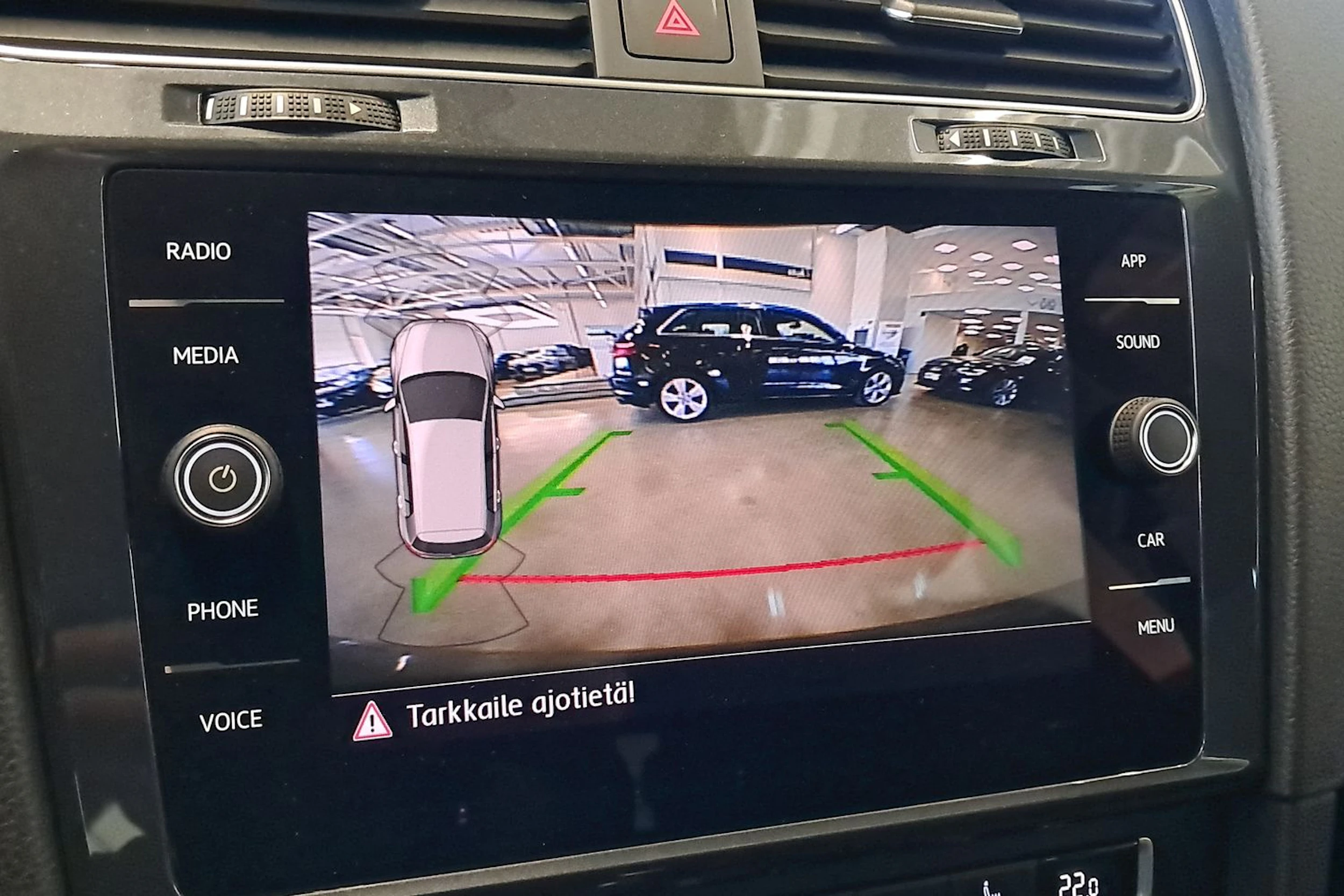 harmaa Volkswagen Golf 2019 kuva 21.
