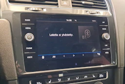 harmaa Volkswagen Golf 2019 kuva 24.